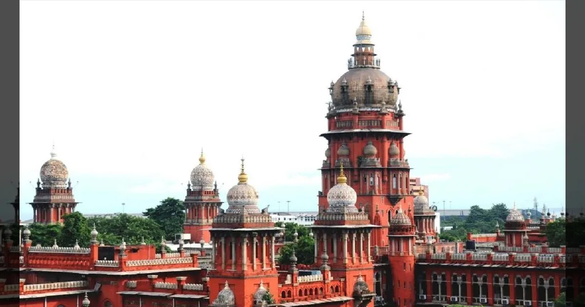 நீதிமன்றத்தை முட்டாளாக்க வேண்டாம்..! ரயில்வே பாதுகாப்பு விவகாரத்தில் மத்திய அரசுக்கு உச்ச நீதிமன்றம் கடும் கண்டனம்!