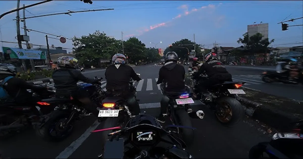 #BREAKING அதிக சிசி உள்ள பைக் வைத்திருப்பவர்களுக்கு ஆப்பு... சென்னை ஐகோர்ட் வைத்த செக்...!