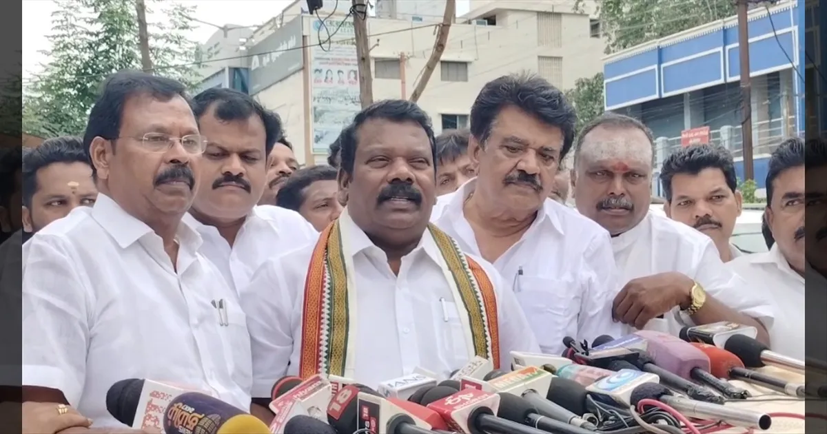 selvaperunthagai-press-meet-in-trichy-slams-bjp