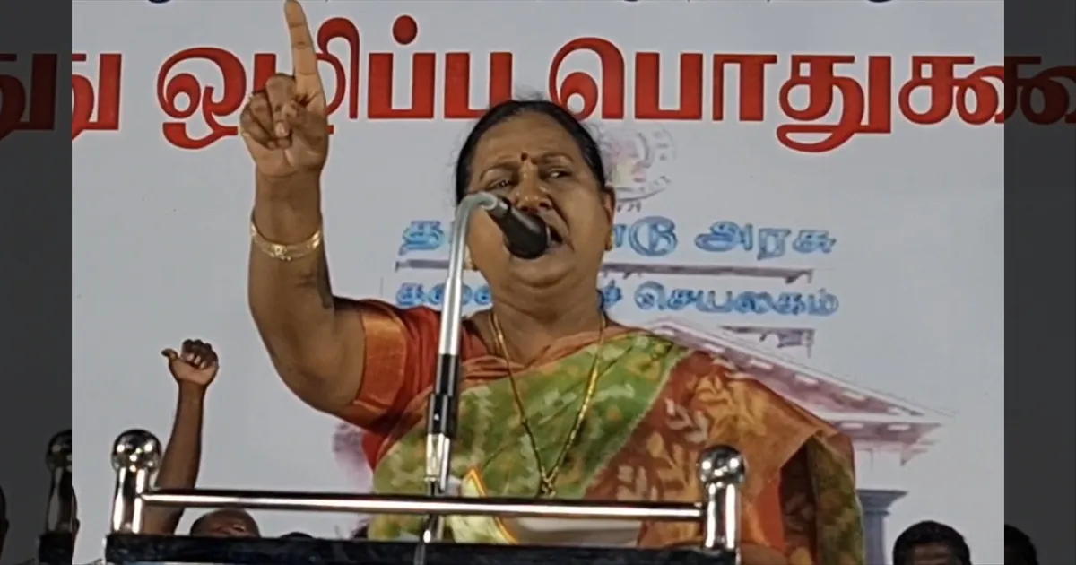 துணை நடிகைகளுடன் டான்ஸ் ஆடும் சேகர்பாபு.. வெட்கமா இல்லையா..? பிரேமலதா விஜயகாந்த் காட்டம்..!