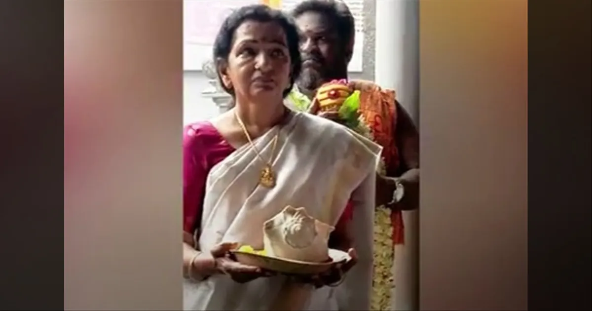 மகனுக்கு 51வது பிறந்தநாள்.. சாய்பாபா கோவிலில் தாய் ஷோபா செய்த காரியம்..!