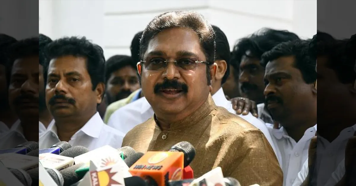 அரசுப்பள்ளி மாணவர்களின் உயிருடன் விளையாடுவதா..? கேள்வியால் துளைத்தெடுத்த டிடிவி தினகரன்..!