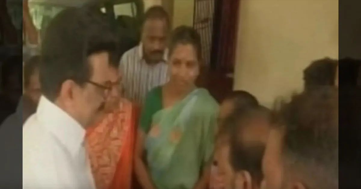 ஓரணியில் தமிழ்நாடு: வீடு வீடாக சென்று பரப்புரையை தொடங்கியது திமுக..!