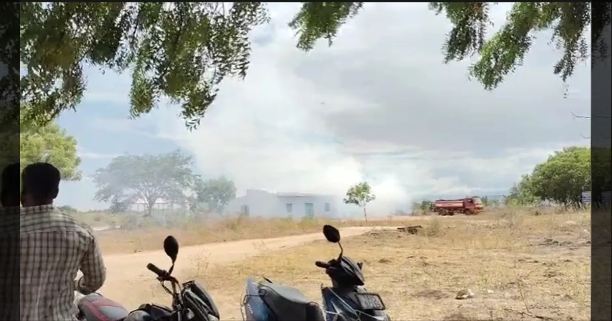 BREAKING: சிவகாசி அருகே பட்டாசு ஆலையில் பயங்கர வெடி விபத்து: 3 தொழிலாளர்கள் பரிதாப பலி!