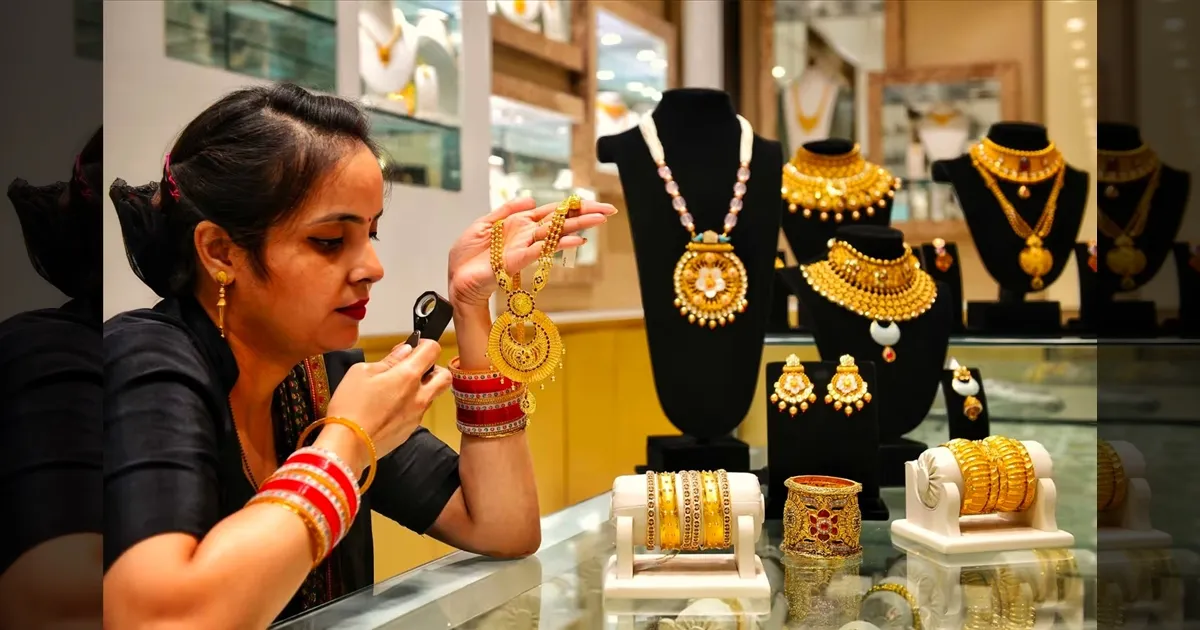 gold-and-silver-price-decreased-today