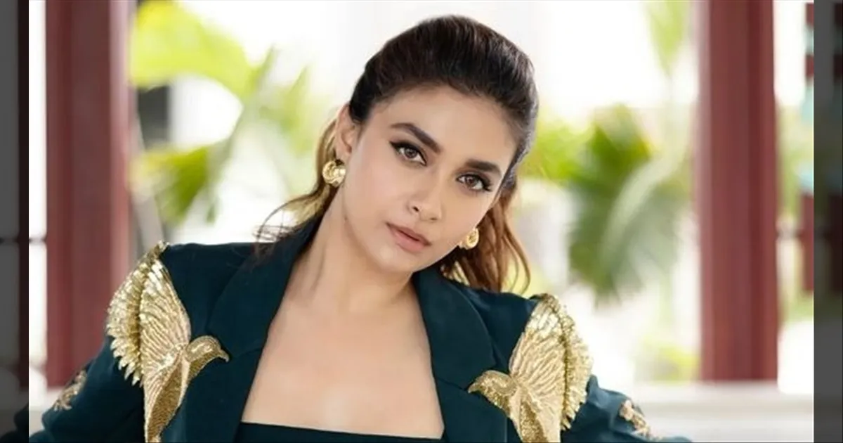 cinema-many-people-said-i-was-beautiful-only-when-i-was-like-chubby-keerthy-suresh-tamilcinema