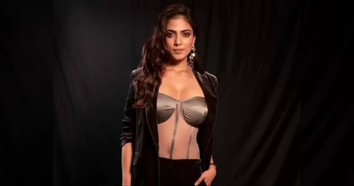 cinema-malavika-mohanan-actresses-hardly-get-substantial-soles-tamilcinema