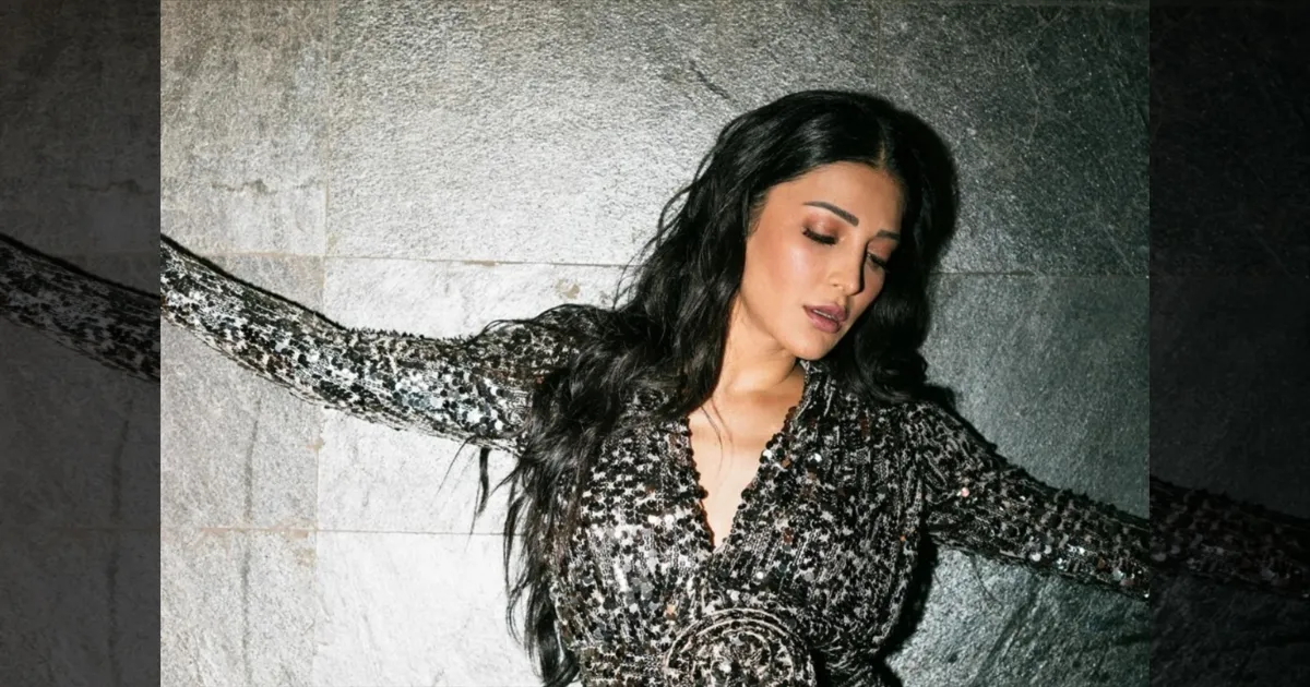 cinema-shruti-haasan-latest-glam-stills-tamilcinema