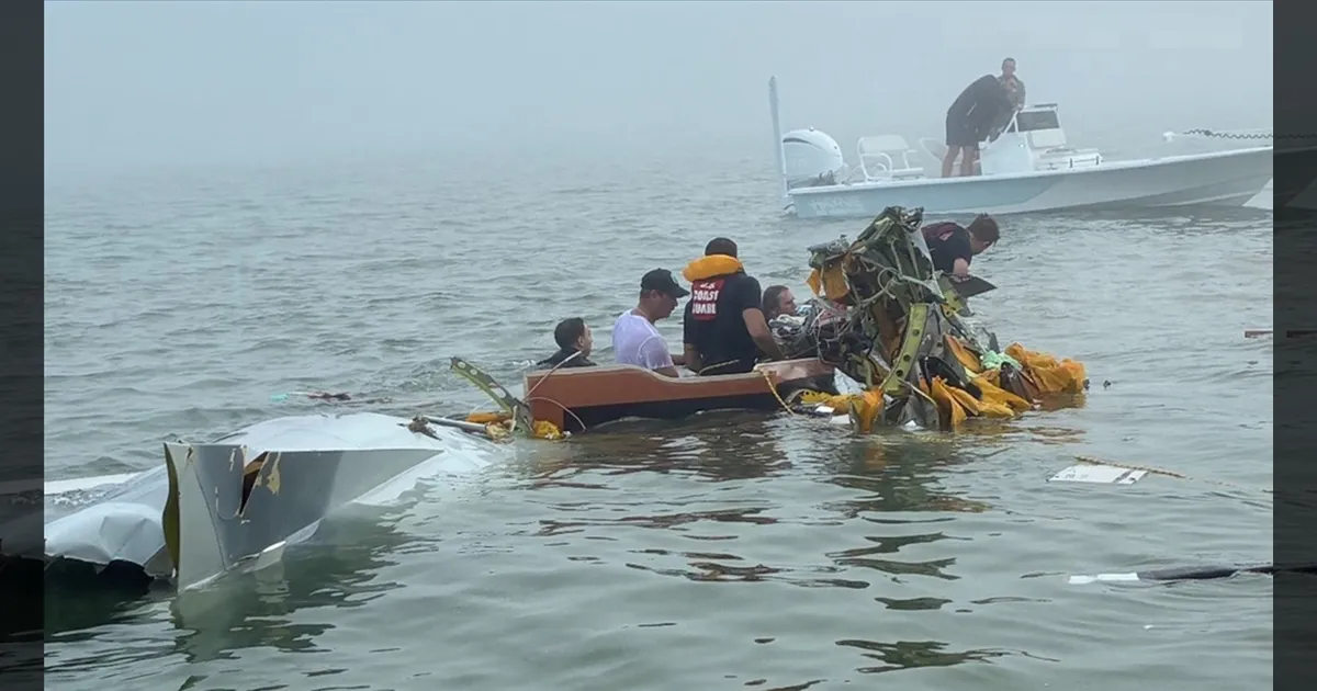 அமெரிக்கா: கடலில் விழுந்து நொறுங்கிய  சிறிய ரக விமானம்..!! பரிதாபமாக பறிபோன 5 உயிர்..!!