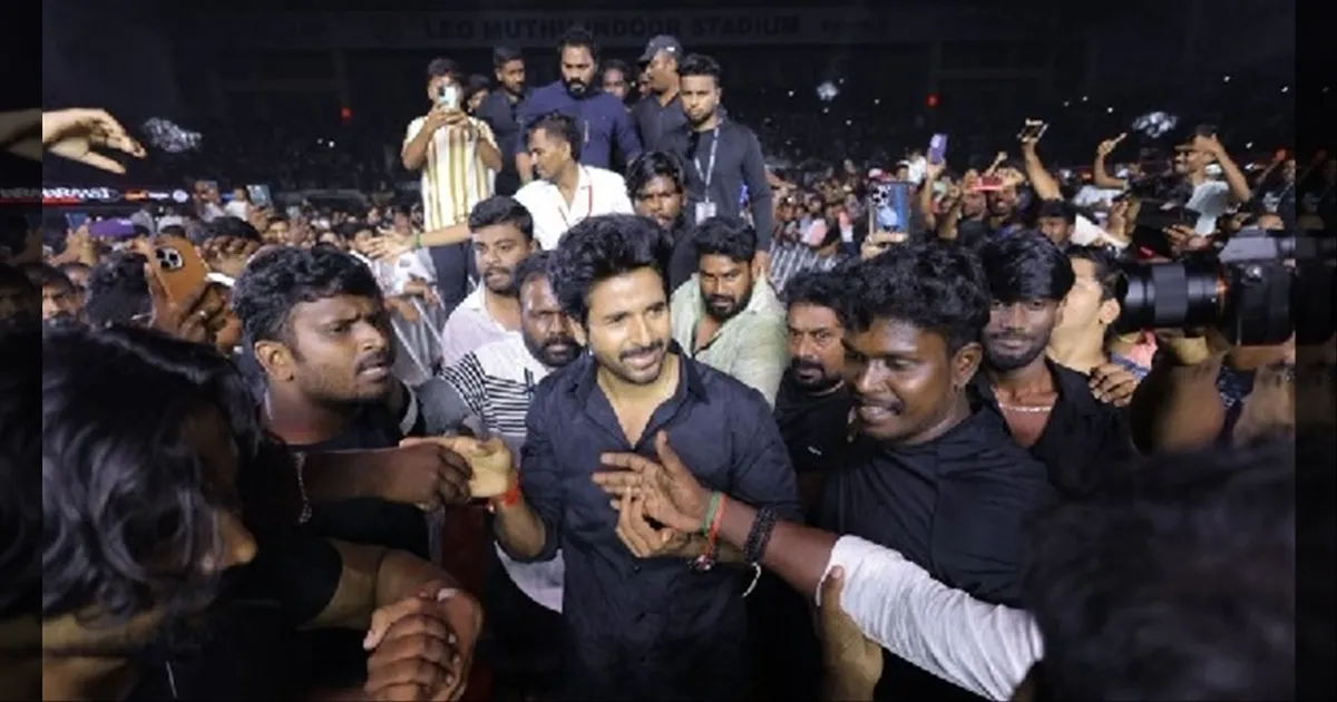 கொஞ்சம் நல்லா பண்ணி இருக்கலாம்..! 'மதராஸி' படம் குறித்து வந்த அதிரடி விமர்சனங்கள்..! 