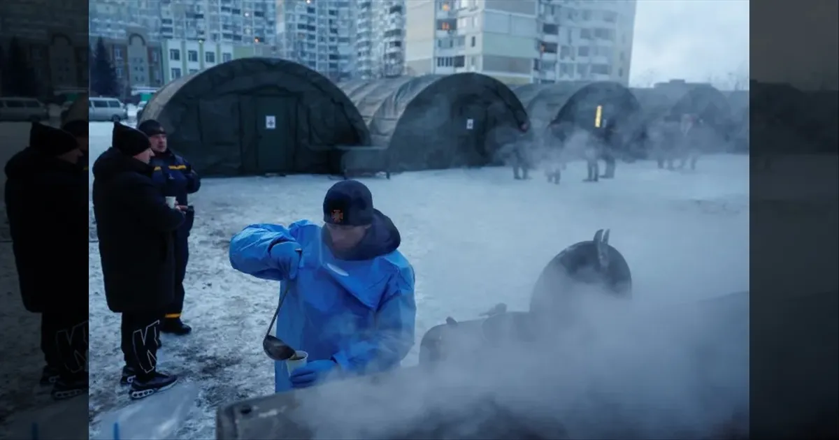 கடும் பனிப்பொழிவு..!! உக்ரைன்-ரஷியா இடையே ஒரு வாரம் போர் நடக்காது..!! டிரம்ப் அதிரடி அறிவிப்பு..!!