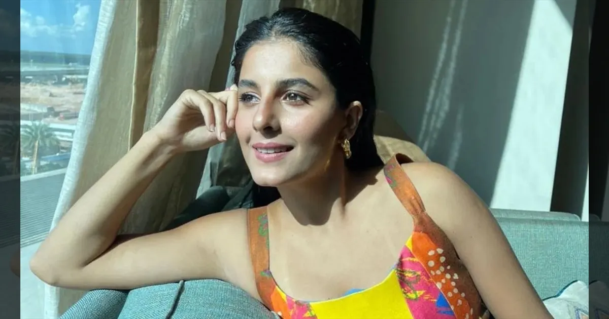 cinema-run-baby-run-actress-learns-to-kalari-tamilcinema