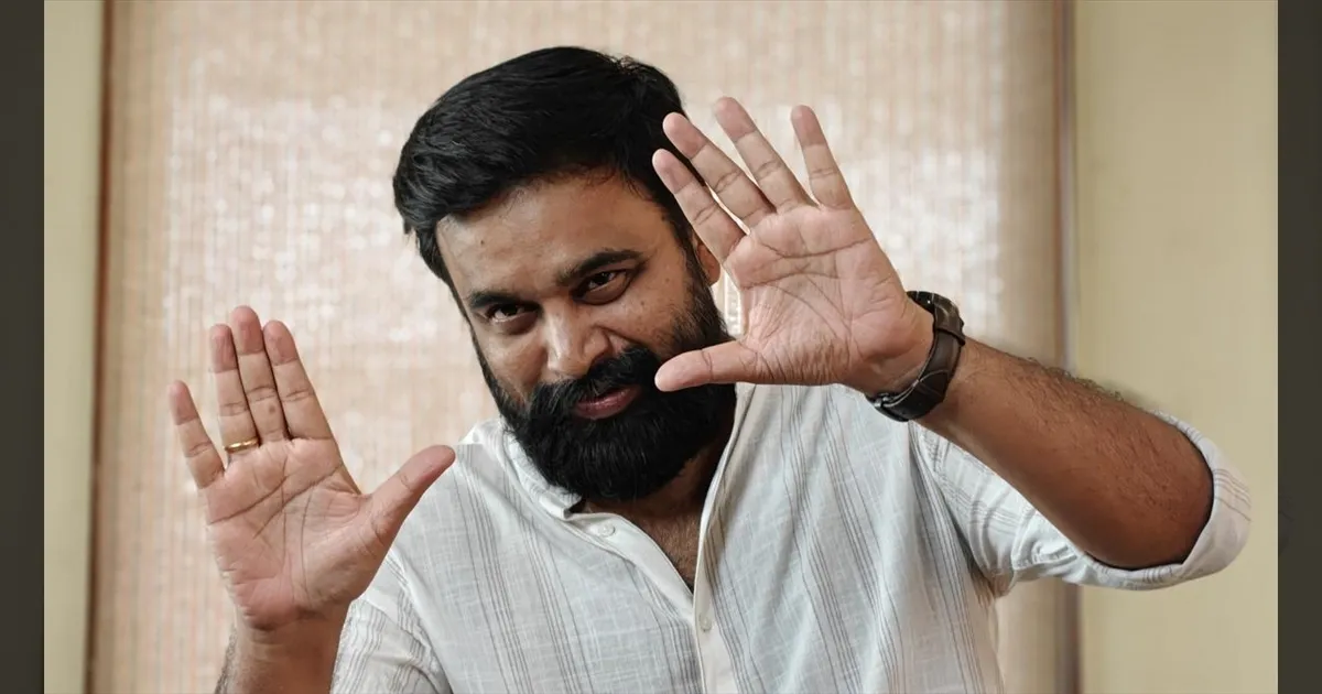 cinema-sasikumar-freedommovie-newline-tamilcinema