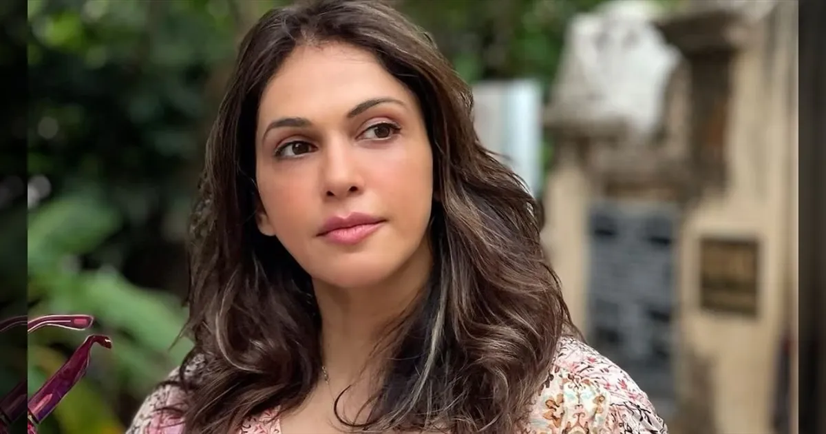 cinema-isha-koppikar-speech-tamilcinema