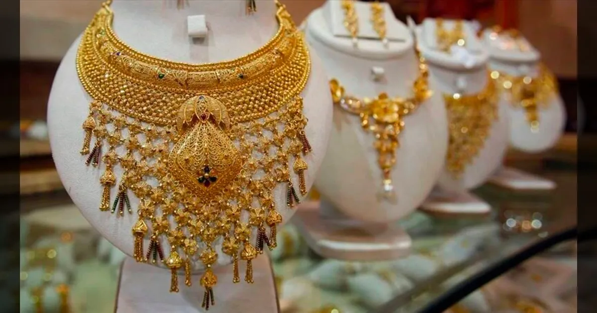 gold-and-silver-price-decreased-today