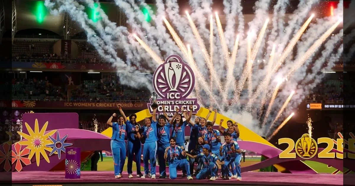 ICC மகளிர் உலகக் கோப்பை 2025: இந்திய அணி வரலாற்று வெற்றி.. முதல் சாம்பியன் பட்டம்..!!