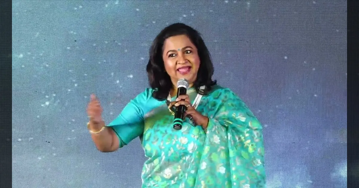 நயன்தாரா ஏன் வரவில்லை.. மேடையிலேயே வச்சி சம்பவம் செய்த ராதிகா..!! ‘ஹாய்’ வெற்றி விழாவில் நடந்த சுவாரஸ்ய சம்பவம்..!