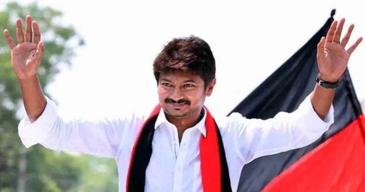 கொட்டும் மழையிலும் உற்சாக வரவேற்பு... நெல்லையில் உள்ளம் குளிர்ந்த உதய்..!