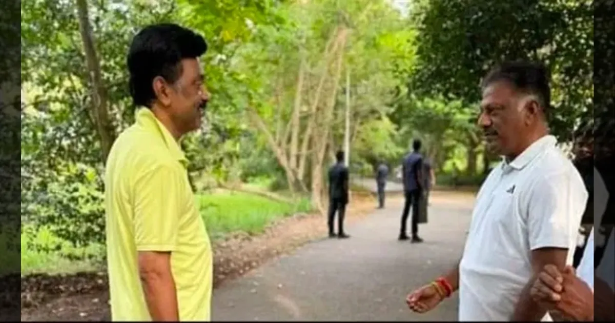 மாஸ்டர் பிளான் போடும் ஓ.பி.எஸ்.. பார்க்கில் முதல்வருடன் சந்திப்பு.. என்ன காரணம்..?