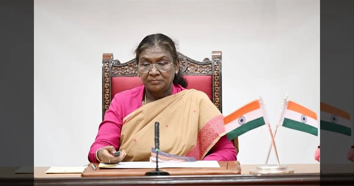 சென்னை உயர் நீதிமன்றத்திற்கு 2 புதிய கூடுதல் நீதிபதிகள்: குடியரசுத் தலைவர் உத்தரவு!