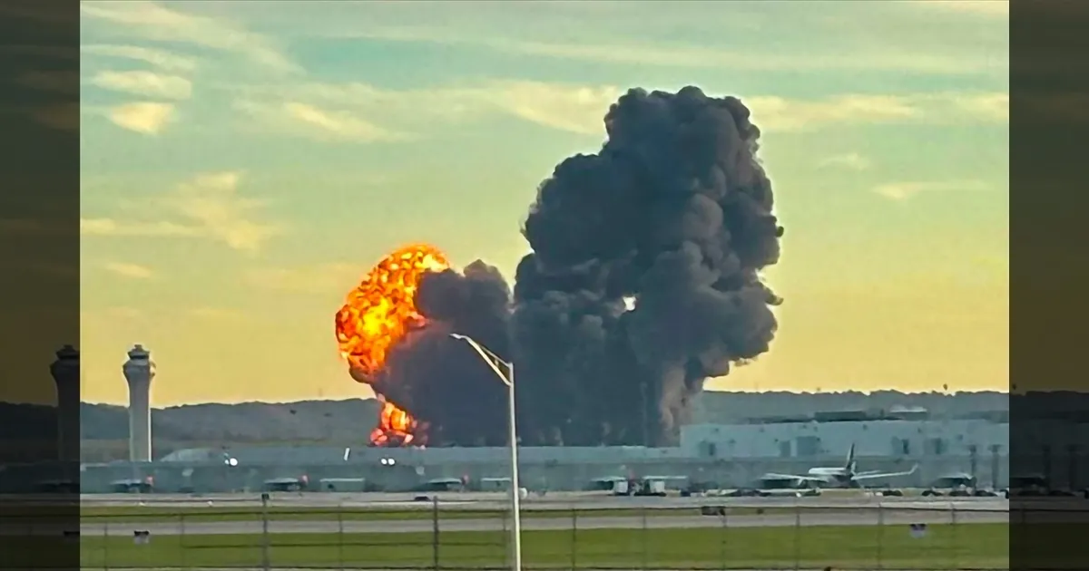 அமெரிக்கா: தீப்பிடித்த சரக்கு விமானம்..!! பலி எண்ணிக்கை 12ஆக உயர்வு..!! எடுக்கப்பட்ட ‘பிளாக் பாக்ஸ்’..!!