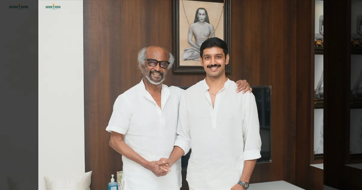 cinema-actor-darshan-ganesan-met-rajinikanth-and-received-greetings-tamilcinema