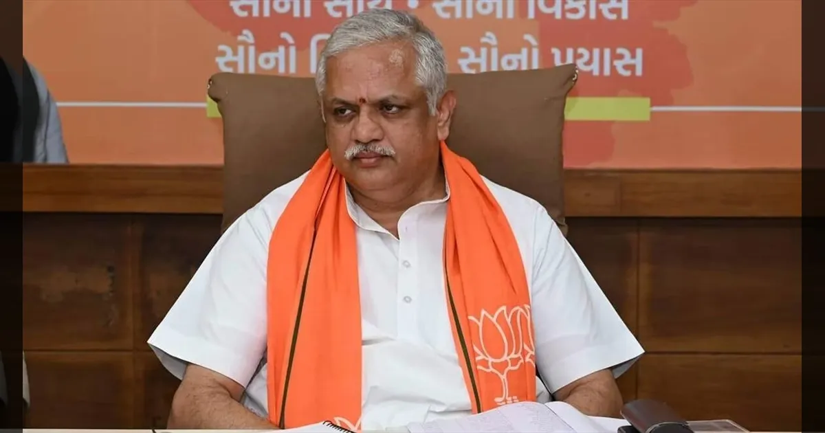 தமிழகத்தில் பாஜக கூட்டணி வியூகம்: நாளை சென்னை வருகிறார் பி.எல். சந்தோஷ்!