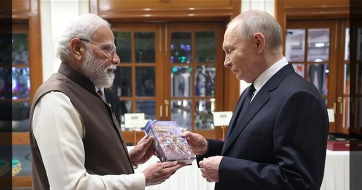 ரஷ்ய அதிபர் புதினுக்கு பிரதமர் மோடி கொடுத்த அன்பு பரிசு..!! நெகிழ்ச்சி தருணம்..!!