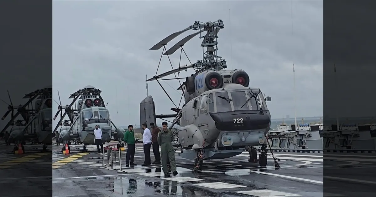 இலங்கையை சூறையாடிய 'டிட்வா' புயல்.. களமிறங்கிய INS விக்ராந்த்..!! மீட்புப் பணிகள் தீவிரம்..!!