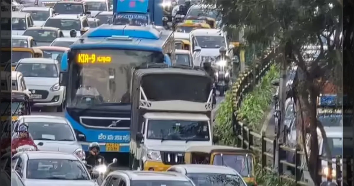 உலகின் நெரிசல் மிகுந்த நகரங்கள்: லிஸ்டில் பெங்களூரு.. எத்தனையாவது இடம் தெரியுமா..??  