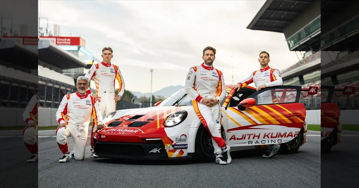 cinema-the-selfie-with-ajith-sir-made-me-forget-the-world-ananda-a-tearful-malaysian-fan-tamilcinema