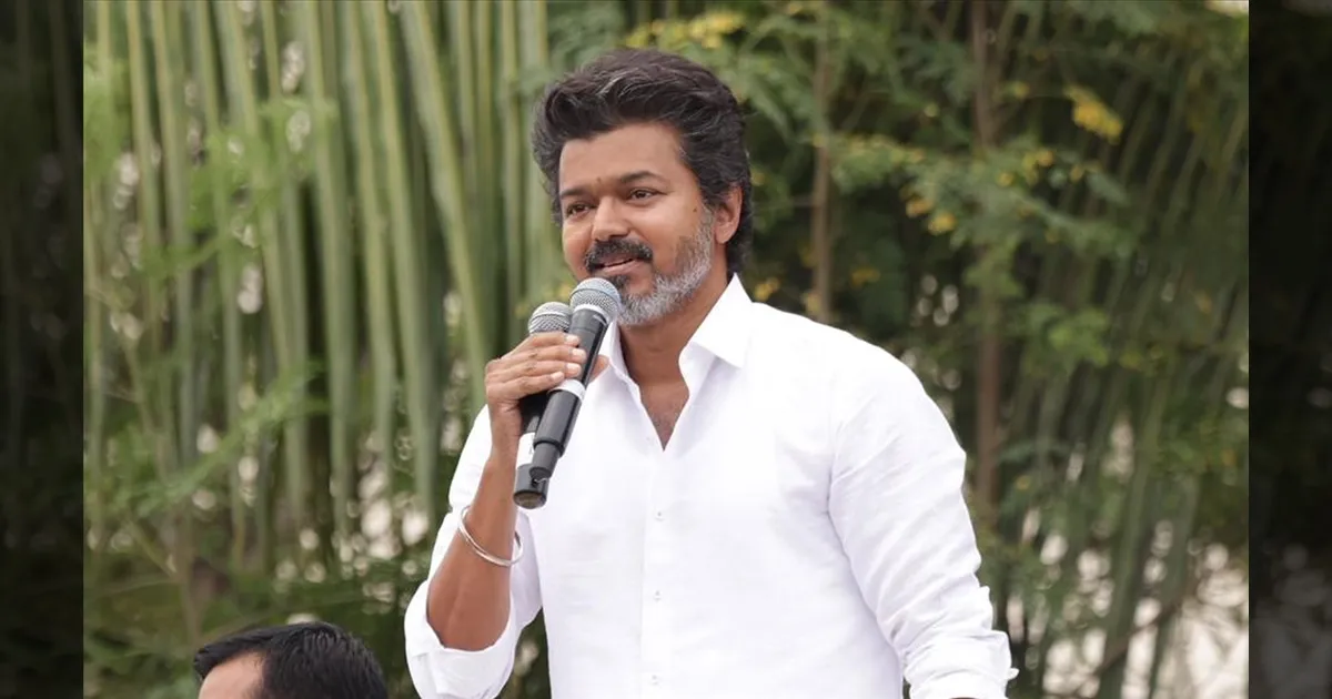 ஈரோடு வரும் விஜய்..!! ஒரே ஒரு ஸ்கூலுக்கு மட்டும் லீவு..!! காரணம் இதுதான்..!!