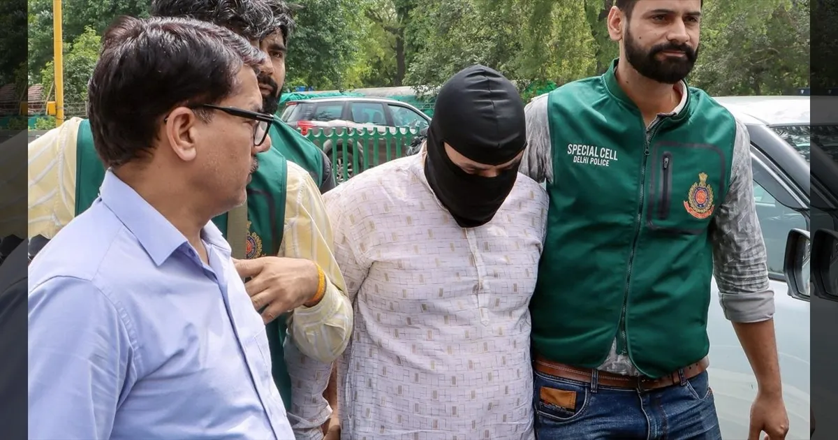 திருப்பூரில் 6 பேருடன் தொடர்பு..!! லஷ்கர்-இ-தொய்பாவின் முக்கிய பயங்கரவாதியை தட்டித்தூக்கிய டெல்லி போலீஸ்..!!