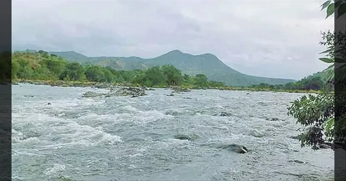 இறங்கி வந்த கர்நாடகா.. தமிழகத்தை நோக்கி மீண்டும் பாய்கிறது காவிரி! நீர்திறப்பு அதிகரிப்பு!!