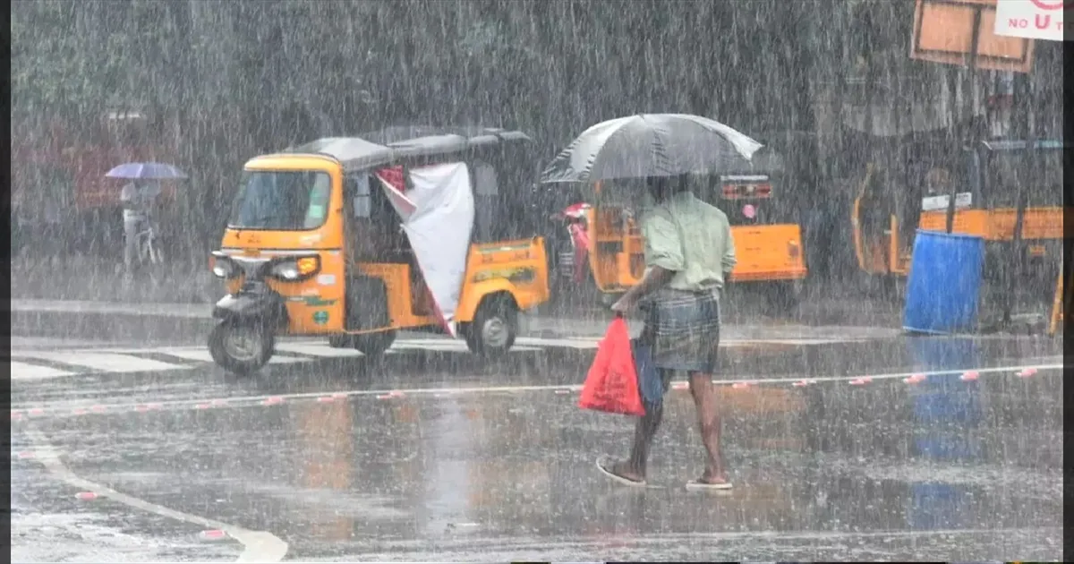 சென்னை டூ குமரி..!! இன்று இடி, மின்னலுடன் வெளுக்கப்போகுது மழை..!! வானிலை நிலவரம்..!!