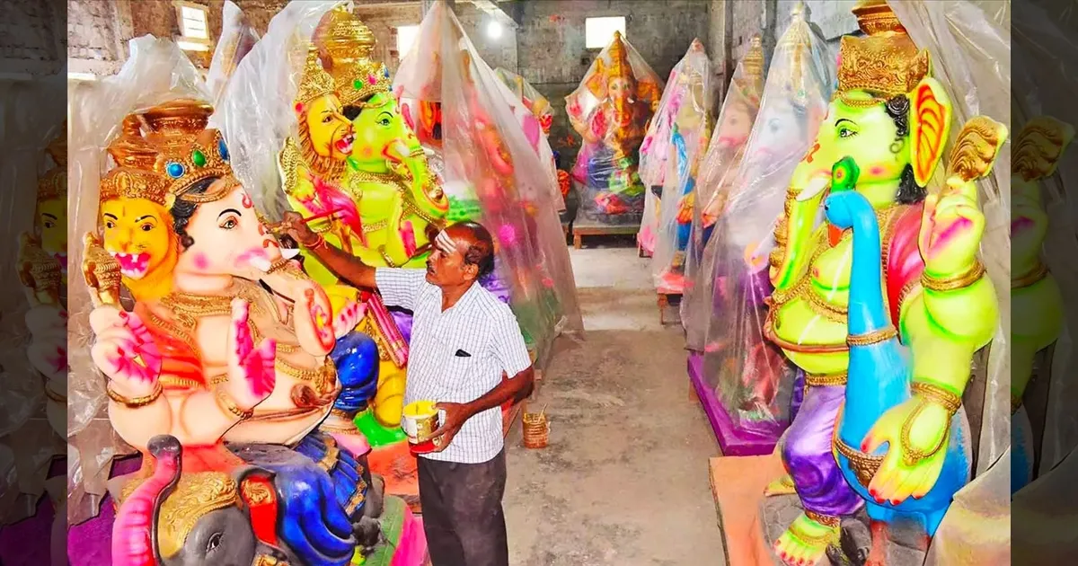 விநாயகர் சதுர்த்தி விழா: தமிழகத்தில் 80,000 விநாயகர் சிலைகள் வைக்க அனுமதி..!!