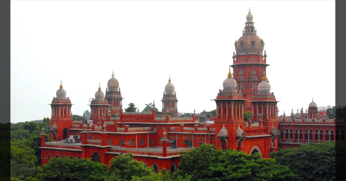 தமிழக அரசு நிகழ்ச்சிகளில் முதலில் தமிழ்த்தாய் வாழ்த்து..!! ஐகோர்ட்டில் புதிய வழக்குக்கு அனுமதி..!!