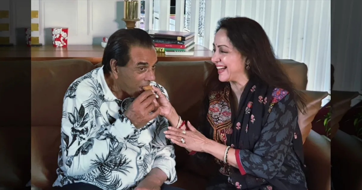 cinema-happy-birthday-my-dear-heart-hema-malini-remembers-dharmendra-on-90th-birthday-tamilcinema