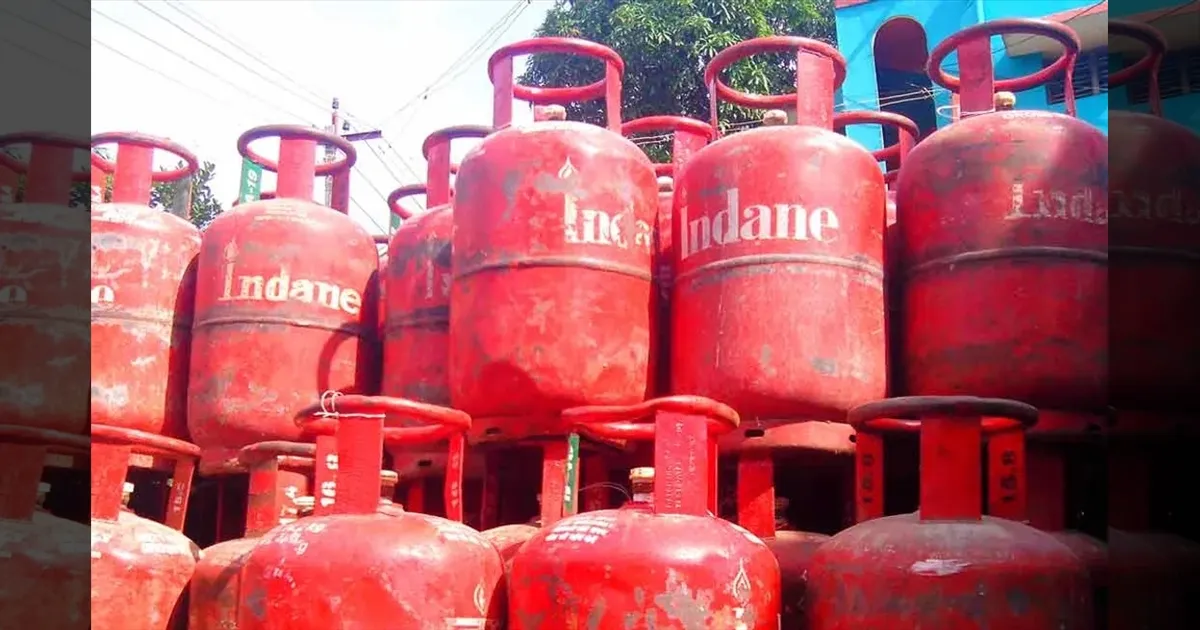 Indane வாடிக்கையாளர்கள் கவனத்திற்கு..!! சிலிண்டர் புக் செய்ய புதிய எண்கள், வழிமுறைகள் இதோ..!!