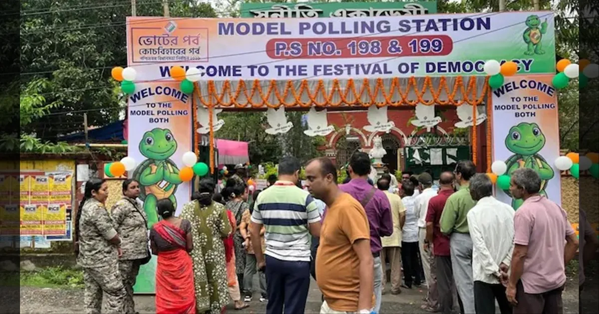 மேற்கு வங்கத்தில் முதற்கட்ட வாக்குப்பதிவு விறுவிறு..!! ஆர்வத்துடன் வாக்களிக்கும் மக்கள்..!! 