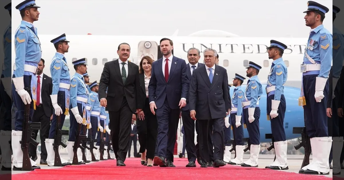 பாகிஸ்தான் வருகிறார் JD வான்ஸ்..!! போர் நிறுத்த ஒப்பந்தம் ஏற்படுமா..?? எகிறும் எதிர்பார்ப்பு..!! 