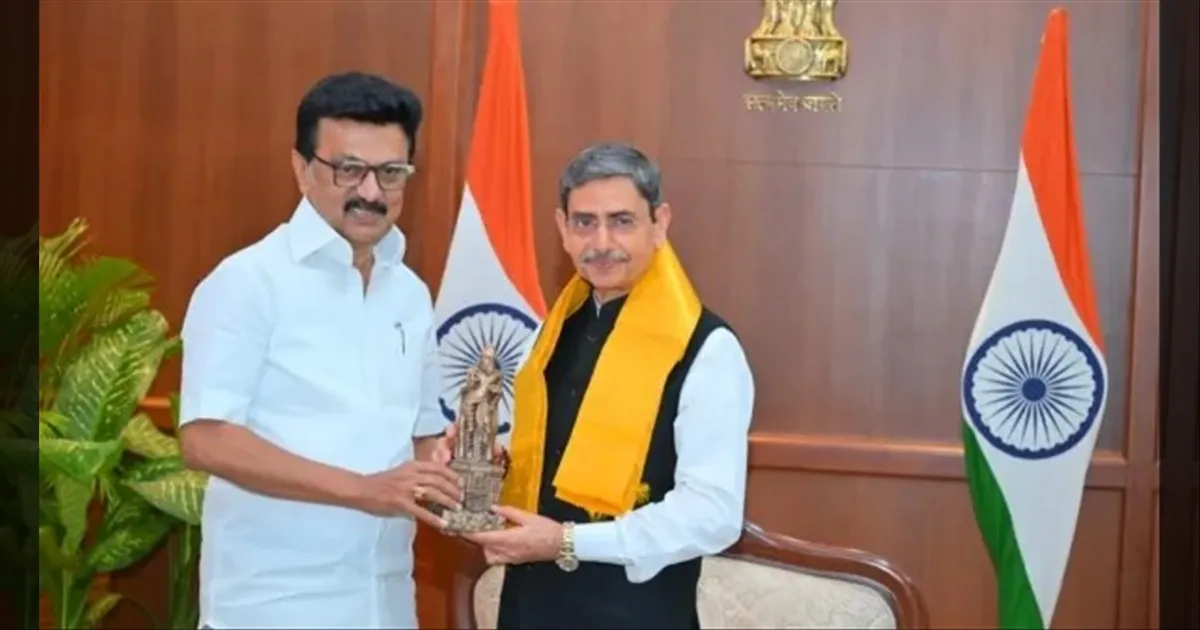 ஆளுநர் ஆர்.என்.ரவியை நேரில் சந்தித்தார் முதலமைச்சர் மு.க.ஸ்டாலின்..!! காரணம் இதுதானாம்..!!