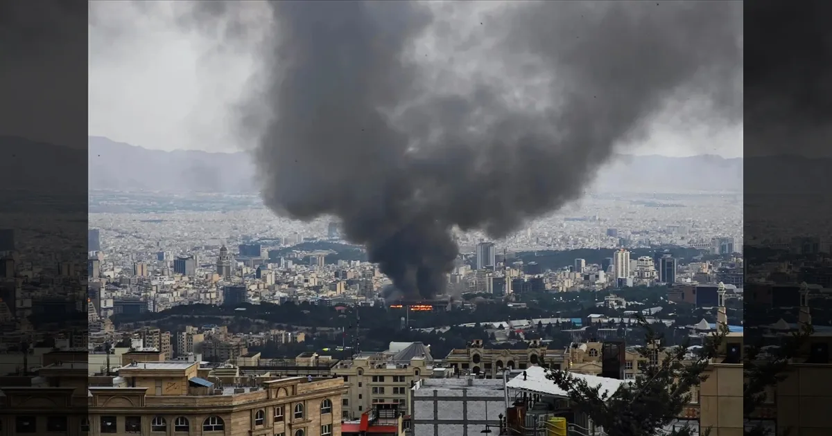 பதற்றத்தில் ஈரான்-இஸ்ரேல்..!! வீட்டிலேயே இருங்க.. வெளியே வராதீங்க..!! இந்தியர்களுக்கு தூதரகம் வார்னிங்..!!