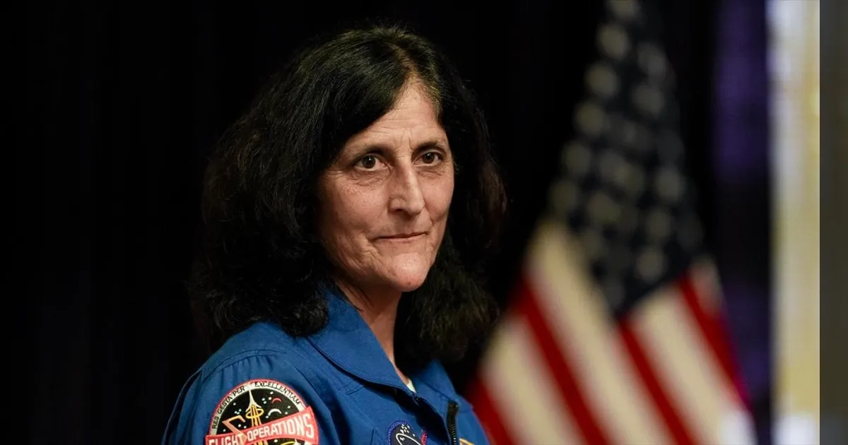 27 வருட சேவை.. நாசாவிலிருந்து ஓய்வு..!! அதிர்ச்சி கொடுத்த சுனிதா வில்லியம்ஸ்..!!