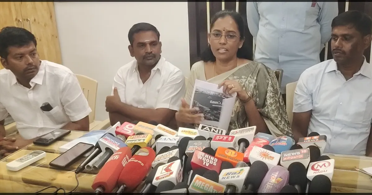 போட்டித் தேர்வு வினாத்தாள்கள் விற்கப்படும் மோடி ஆட்சிக்கு எதிராக போராட்டம் - எம்பி ஜோதிமணி அழைப்பு!