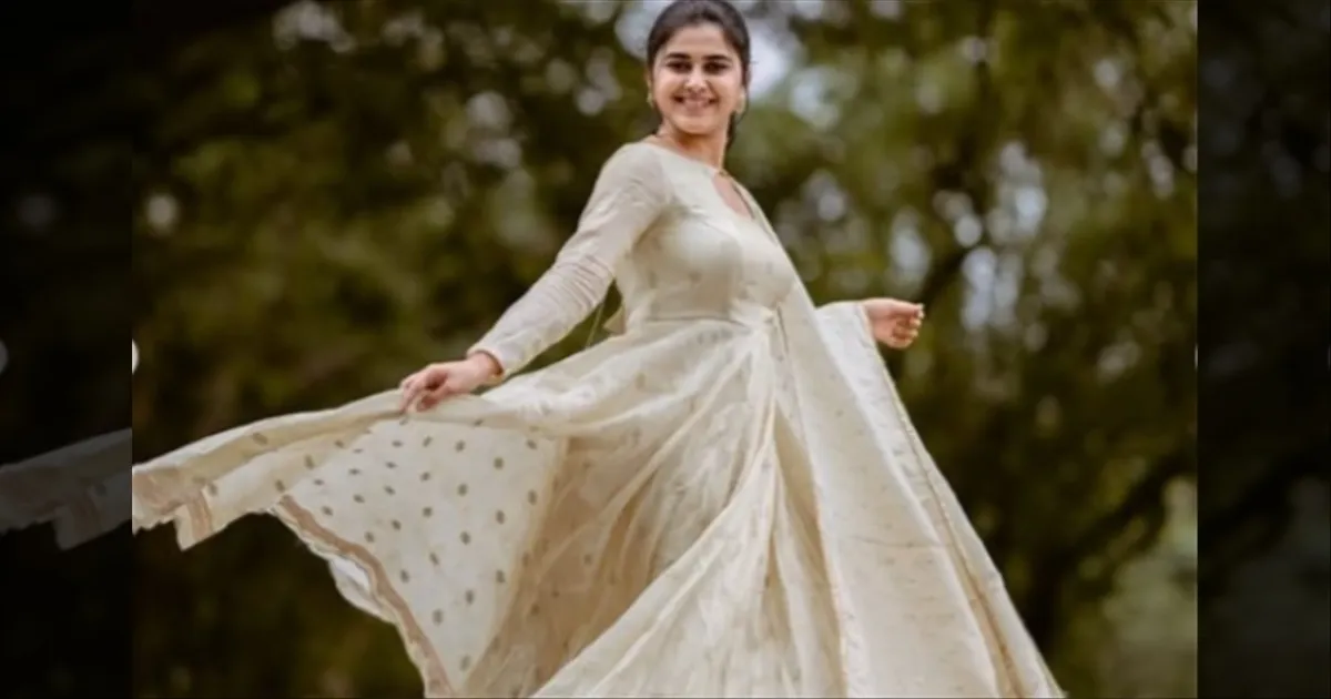 சுடிதாரில் சொக்கவைக்கும் அழகில்.. பாண்டியன் ஸ்டோர்ஸ் 2 சீரியல் நடிகை ஷாலினி.. கியூட் க்ளிக்ஸ்..! 