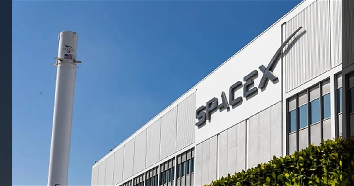 திடீரென நடுவானில் வெடித்து சிதறிய ஸ்டார் லிங்க் சாட்டிலைட்..!! ஷாக்கில் உறைந்த எலான் மஸ்க்..!! 