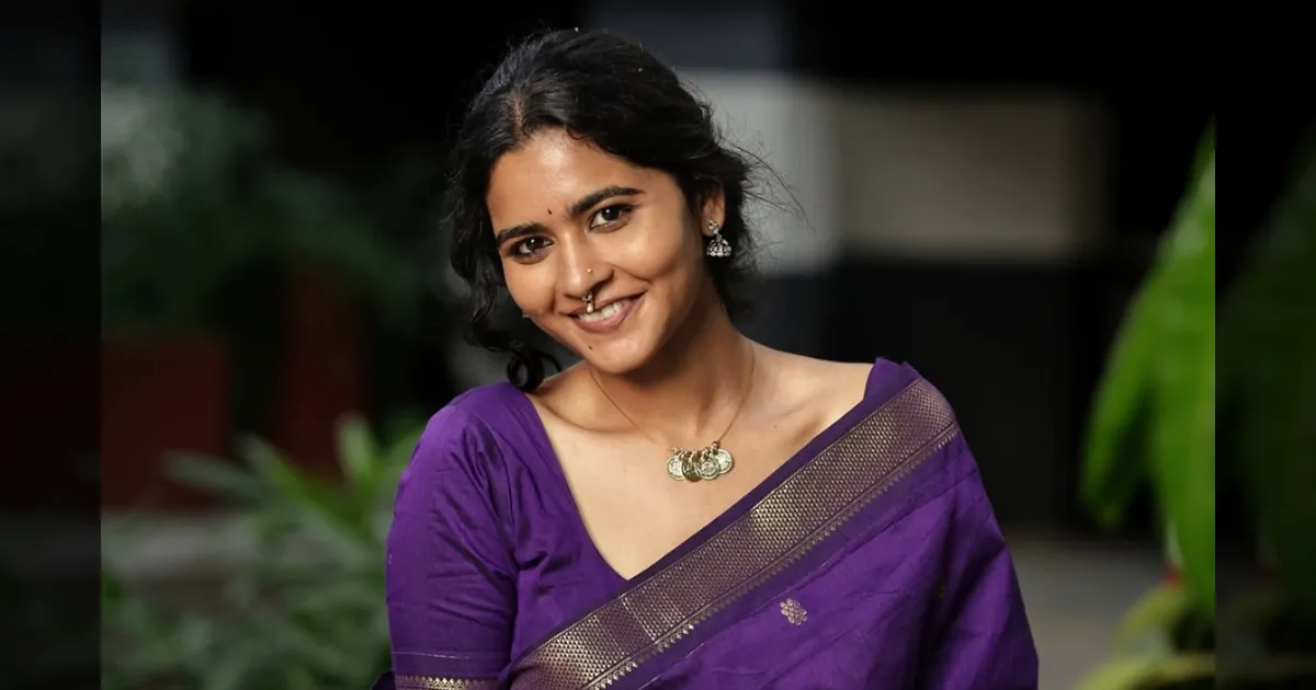 சேலையில் செம அழகு..!! ‘ஹார்ட் பீட்’ நடிகை தீபா பாலுவின் லேட்டஸ்ட் போட்டோஷூட் வைரல்..!