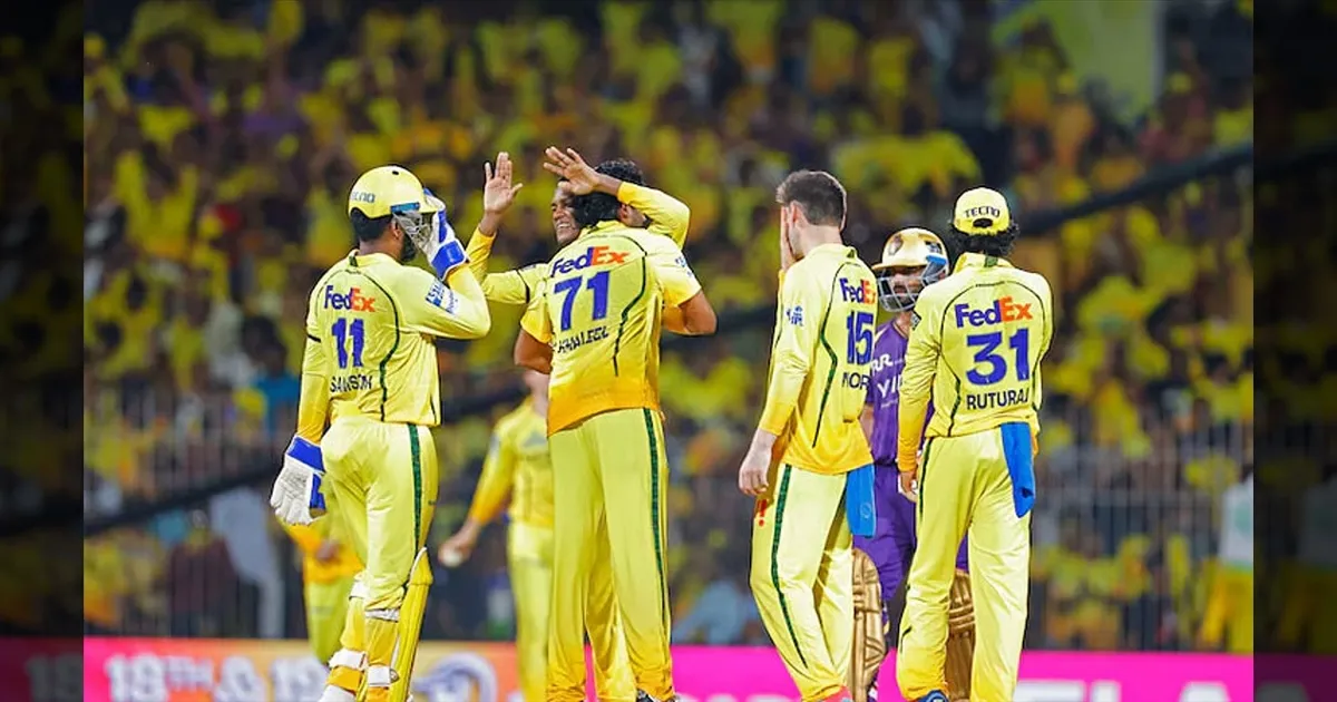 சுருண்டது கொல்கத்தா..!! மாஸ் காட்டிய CSK..!! அதிரடியாக ஆடிய சஞ்சு சாம்சன், நூர் அகமது..!! 