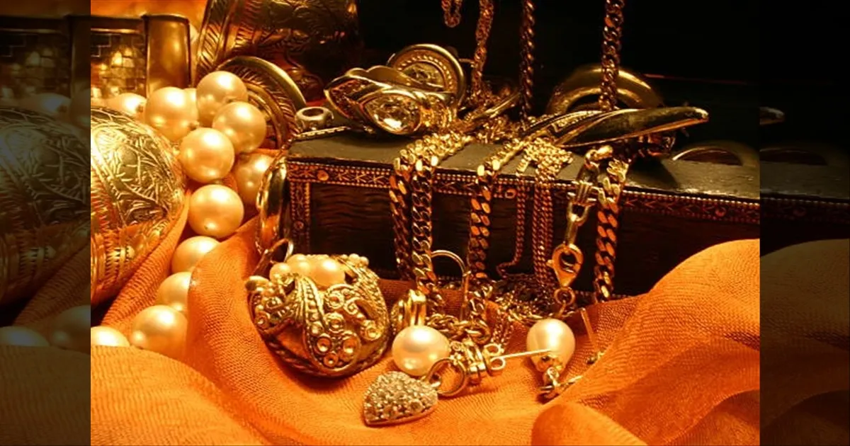 gold-rate-no-change-silver-price-decreased